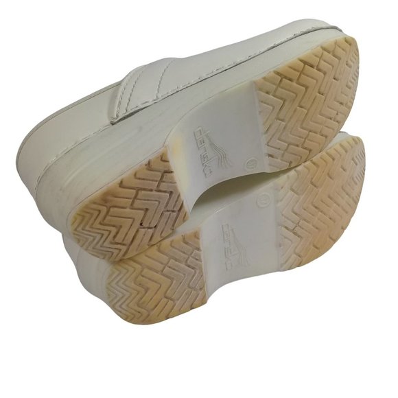 Dansko Women's Professional Padded Collars Full Grain Leather Clogs Size 6.5-7 - Picture 11 of 12